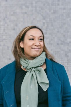 Historical Writers Association member - Louise Hare