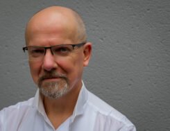 Historical Writers Association member - D. V. Bishop