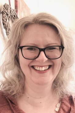 Historical Writers Association member - Shona Parker